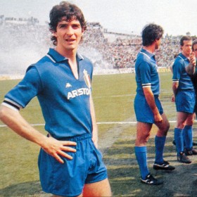 Camisola retro Juventus 1983 reserva