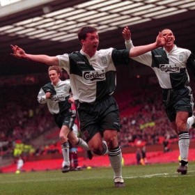 Camisola retro Liverpool FC 1995-96 | Away